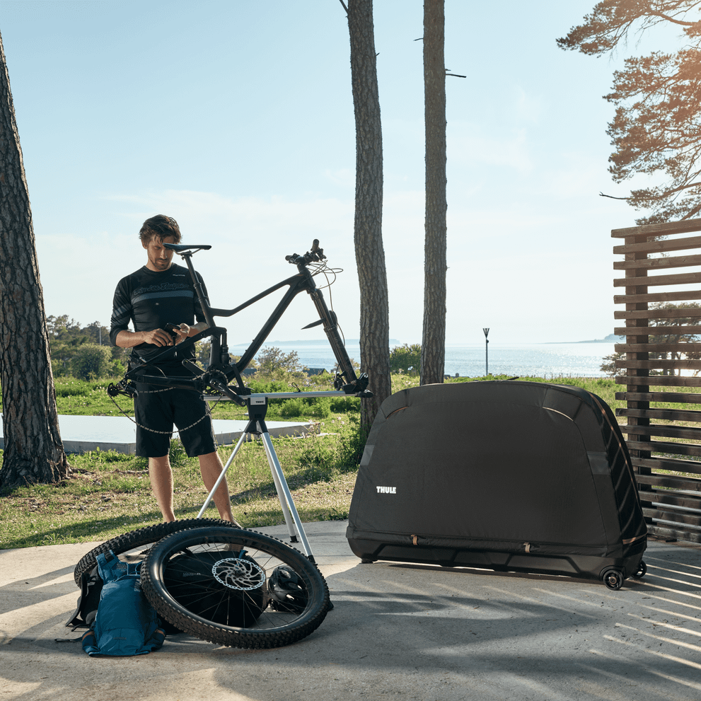 Thule Roundtrip MTB Bike Travel Case - Black