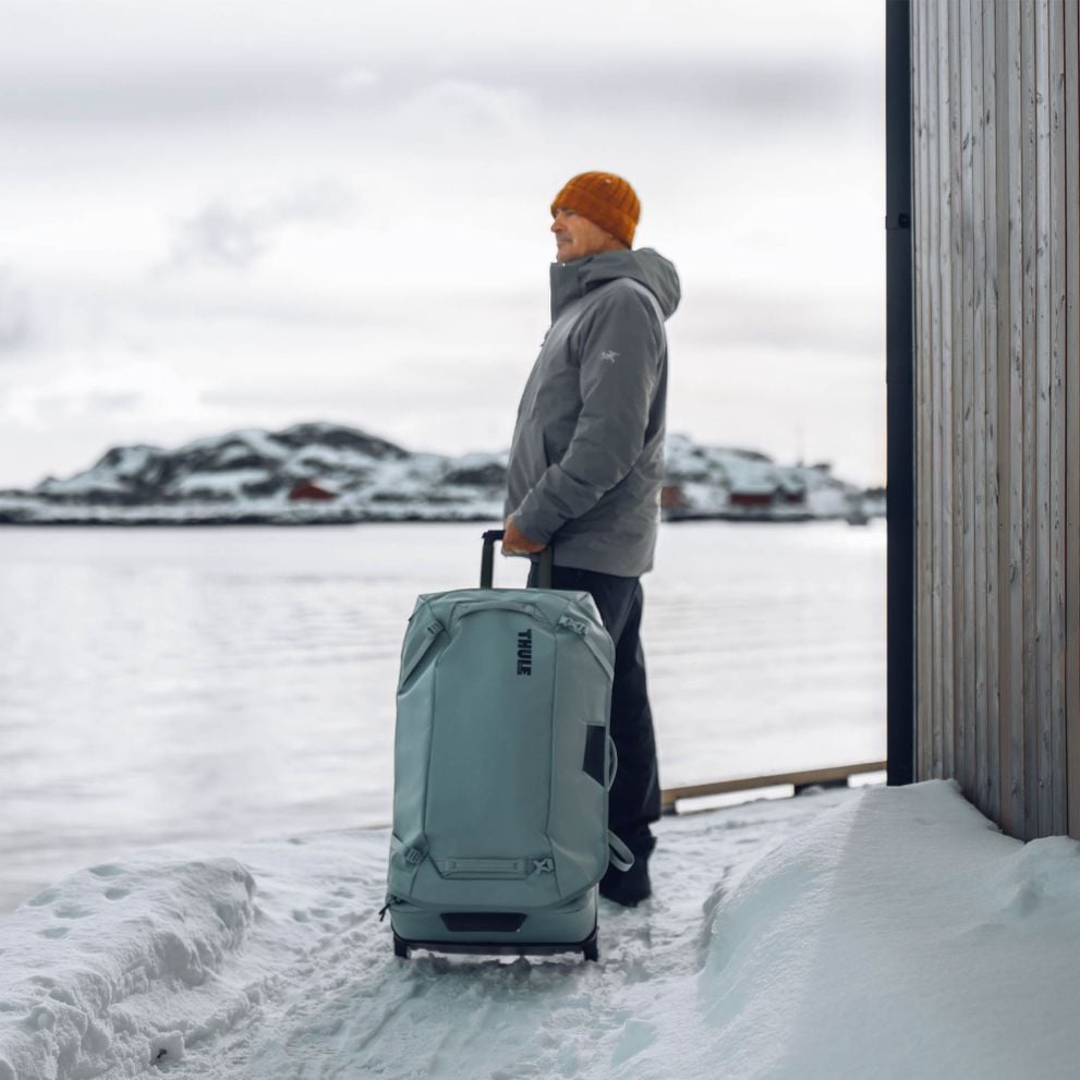 Thule Chasm Recycled Rolling Duffel - Pond Gray