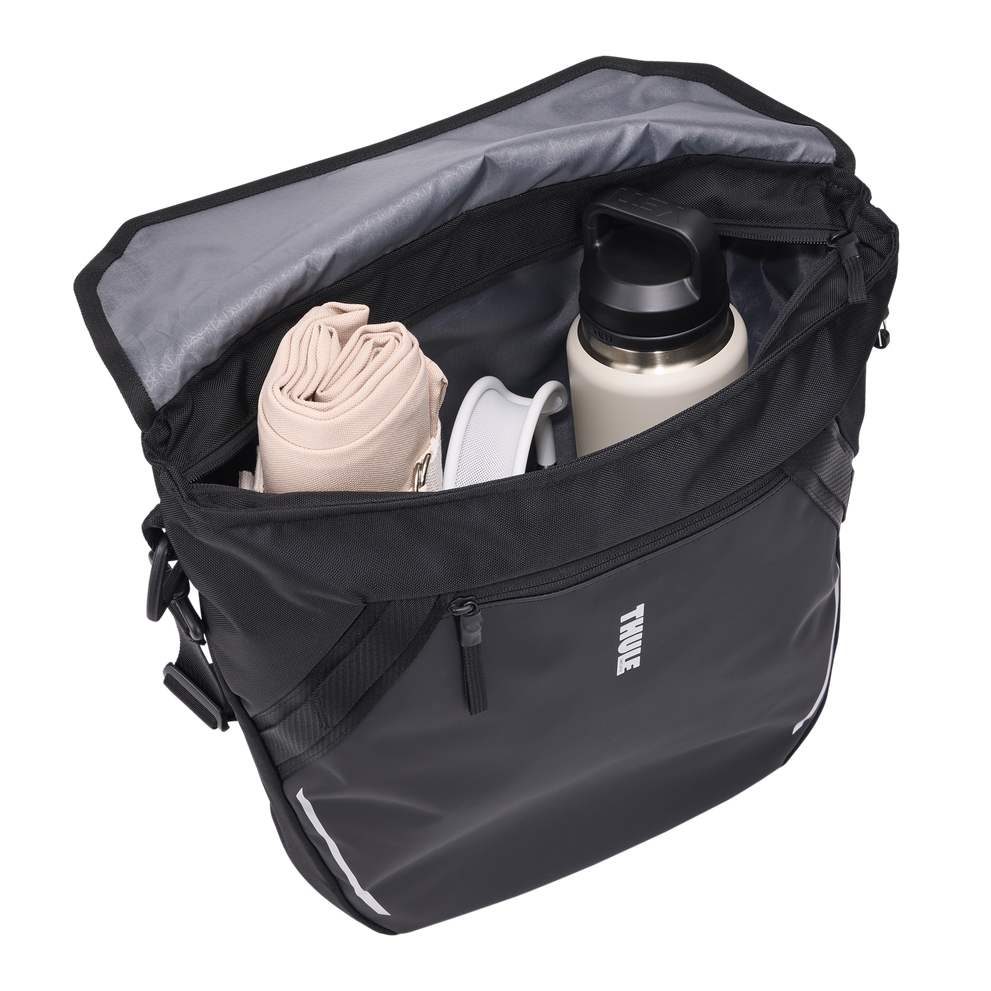 Thule Chasm Courier Inlock 22L Black