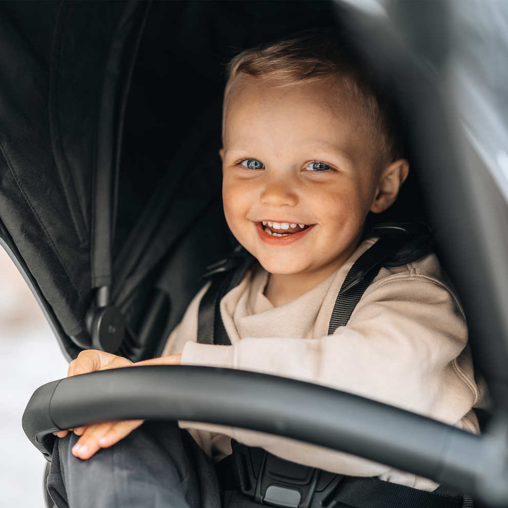 Thule Sleek 2 Kombikinderwagen Bundle – Getöntes Taupe – Inkl. Babywanne