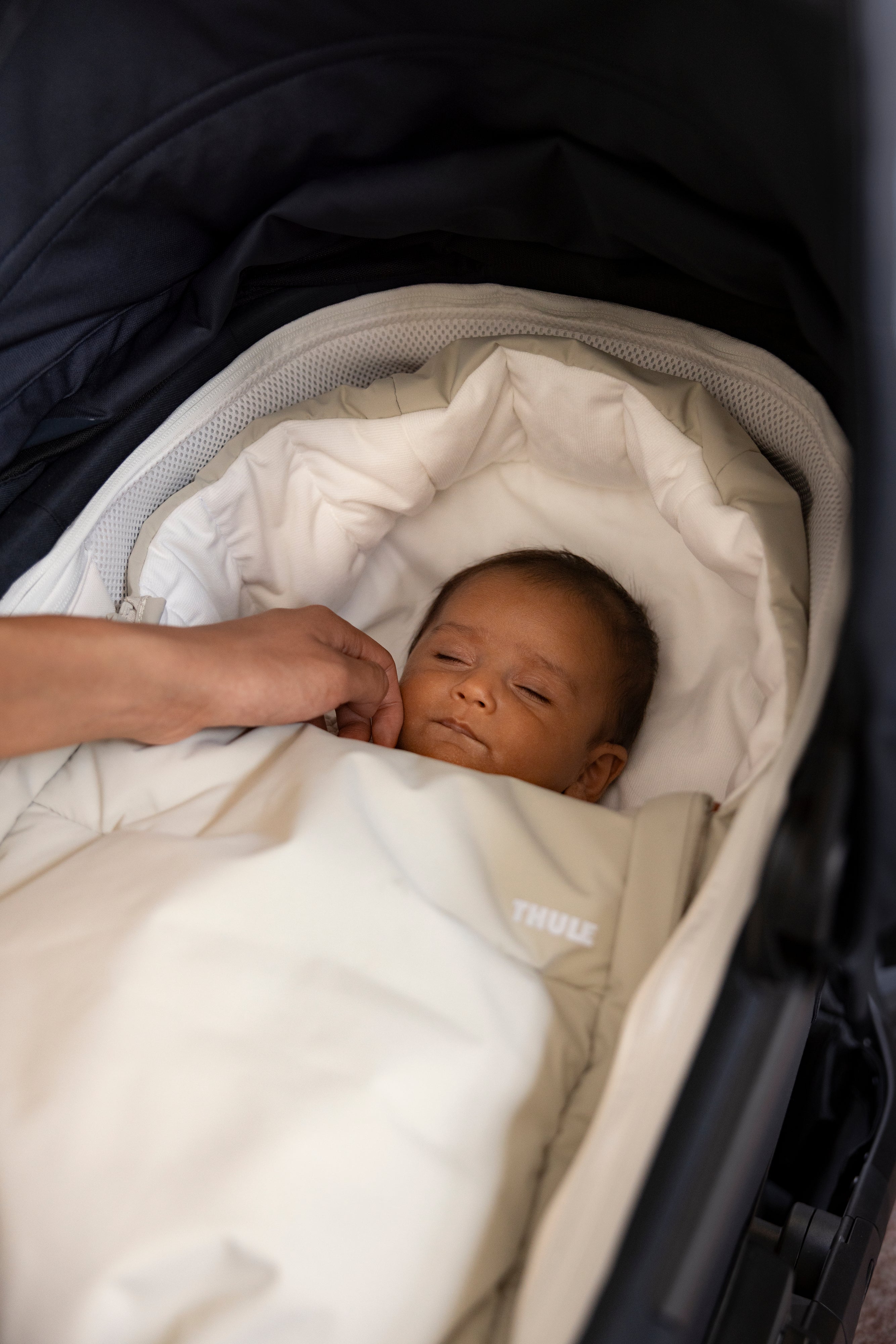 Thule Elements High-Performance Fußsack (Größe S) – Getöntes Taupe