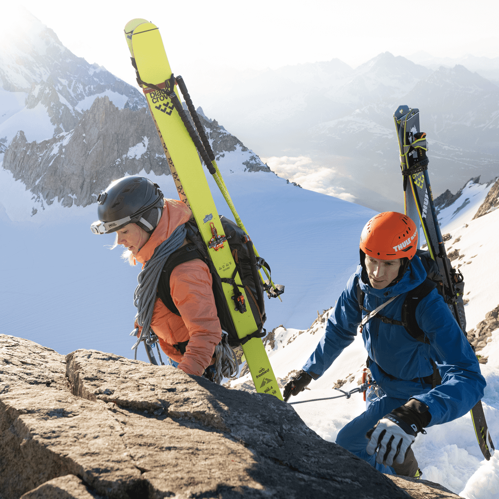 Thule Stir Alpine 40L Obsidian