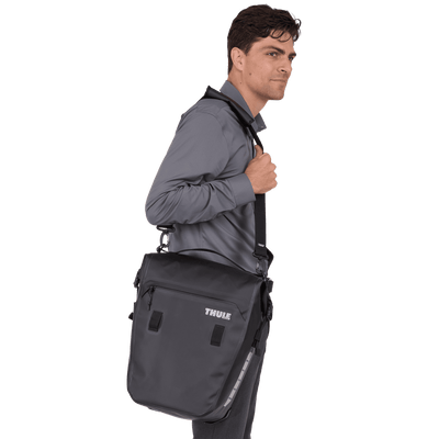 Thule Shield Pannier 22L - Black