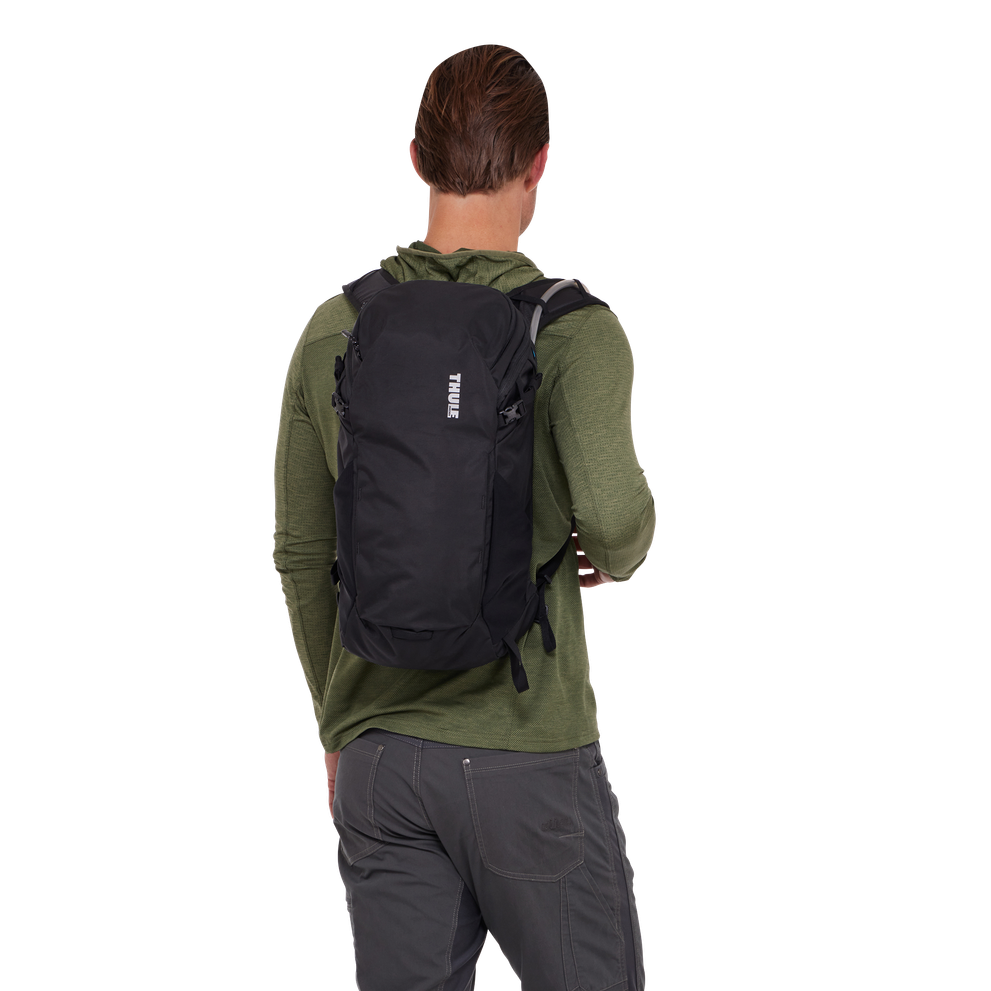 Thule AllTrail Hydration Backpack 16L - Black