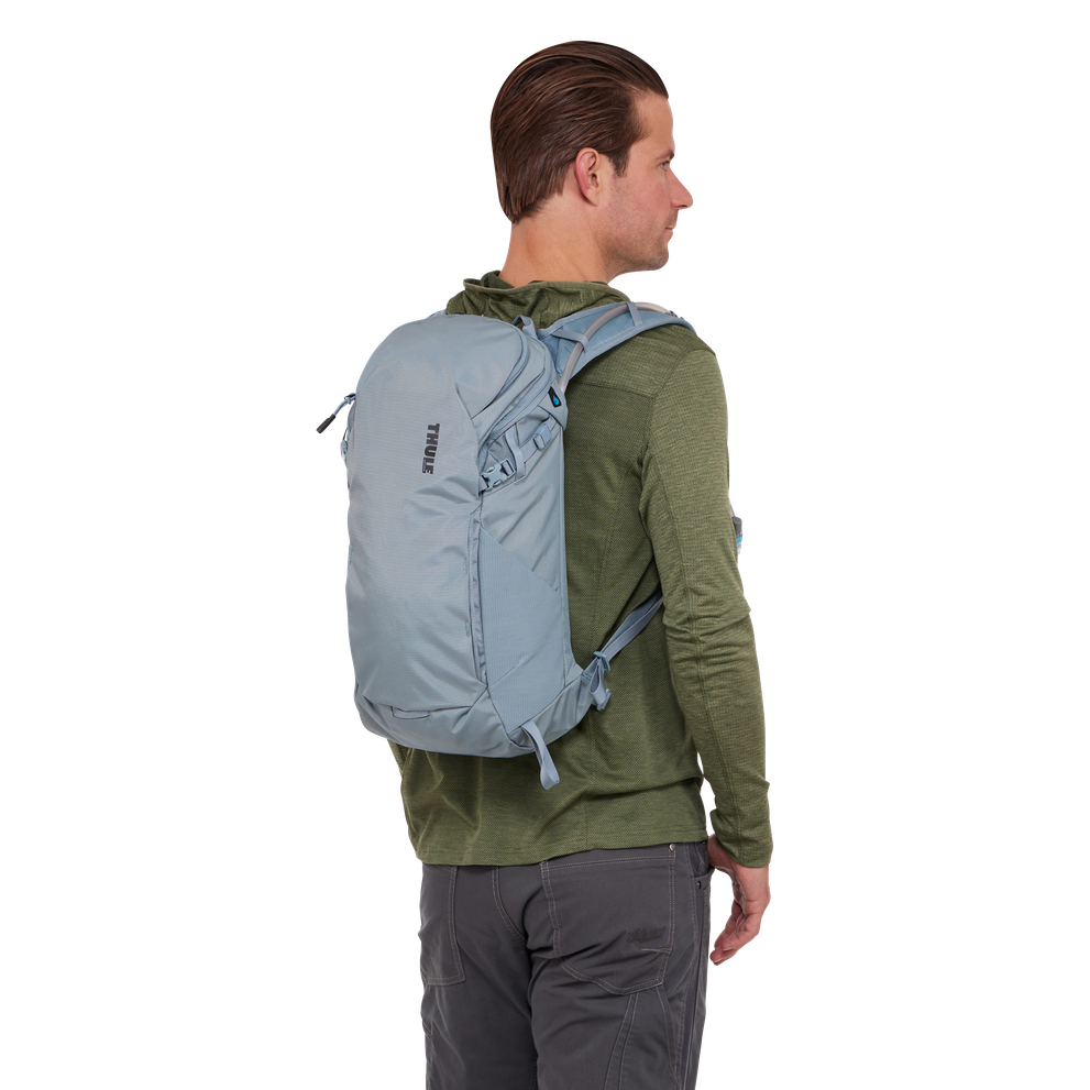 Thule AllTrail Hydration Backpack 16L - Pond Gray