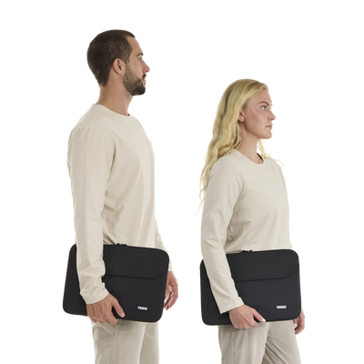 Thule Lithos Sleeve MacBook Pro 16'' Black
