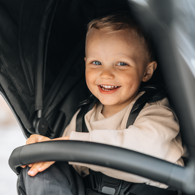 Thule Sleek 2 Kombikinderwagen Bundle – Getöntes Taupe – Inkl. Babywanne