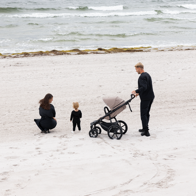 Thule Urban Glide 4 Geländekinderwagen – Dunkler Schiefer