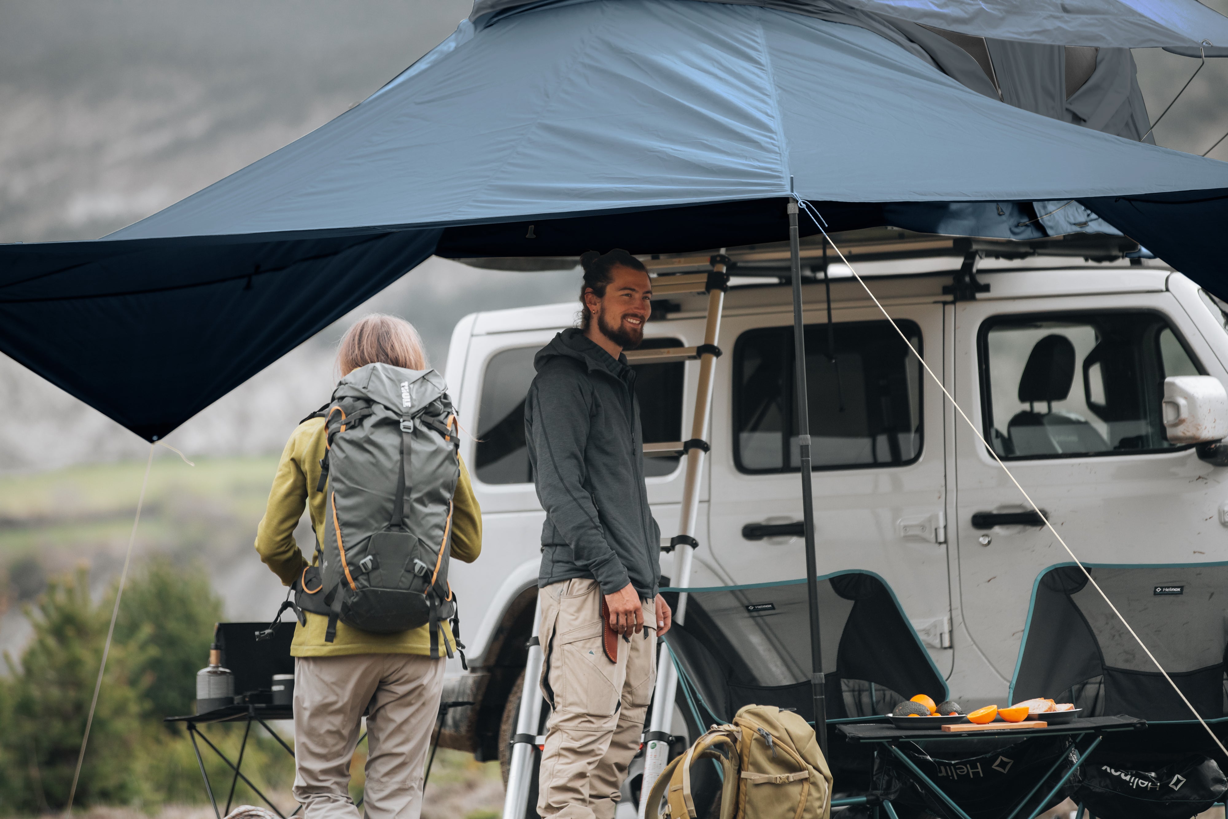 Thule Approach Awning Dachzelt-Markise für 2 - 3 Personen S/M (Dark slate)