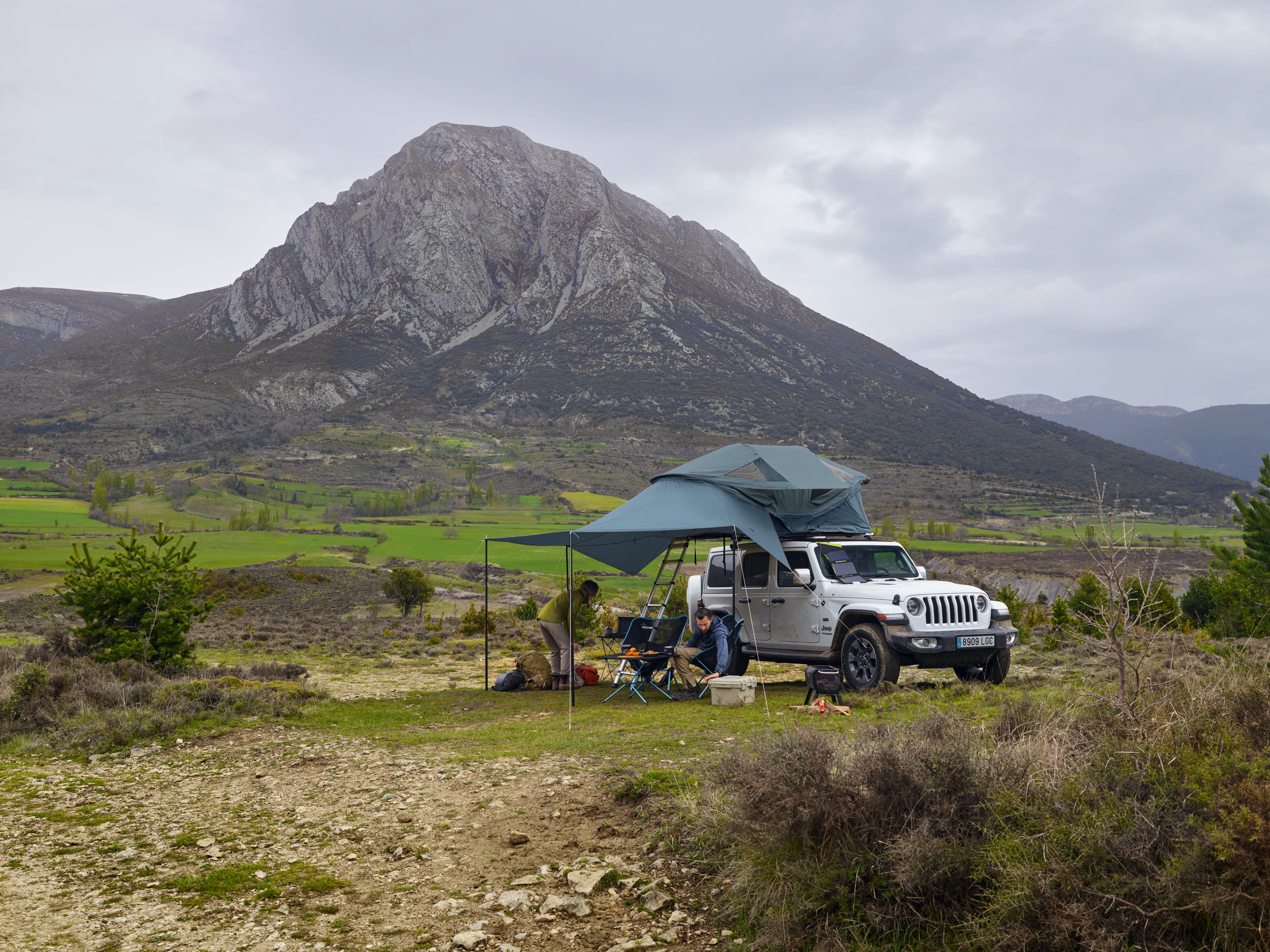 Thule Approach Awning Dachzelt-Markise für 2 - 3 Personen S/M (Dark slate)
